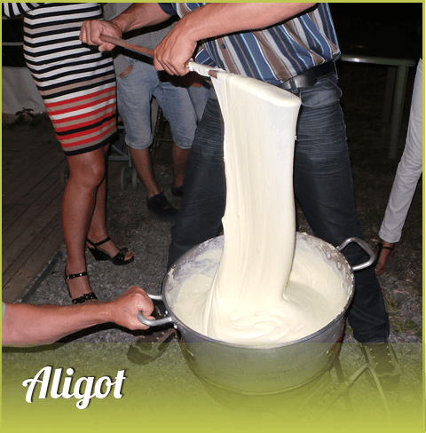 L’aligot, spécialité culinaire de l’Aveyron