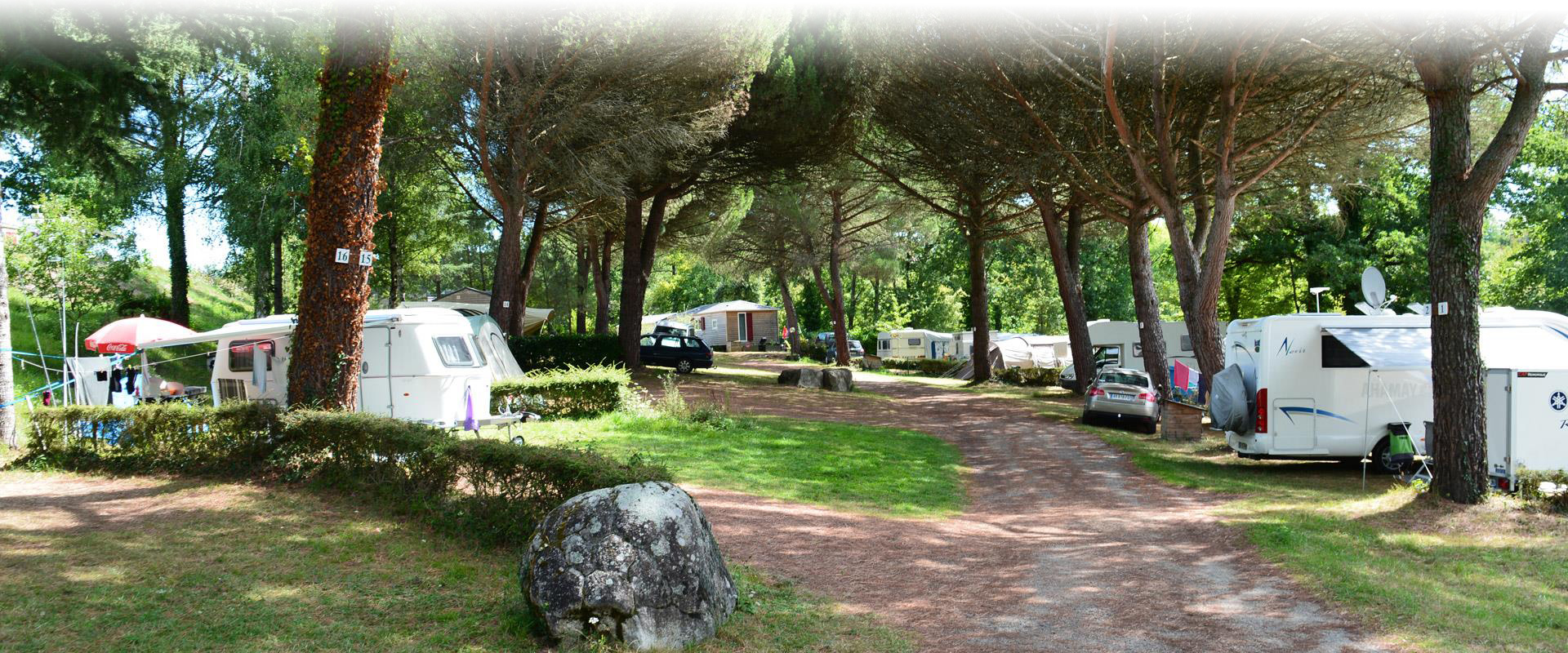 Le plan d’eau le lac de Soubayre : camping le Bosquet entre Villefranche de Rouergue et Najac