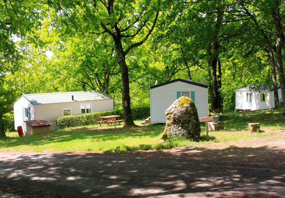 Mobil-home O'Hara, exposition plein Sud du camping le Bosquet à la Fouillade en région Occitanie